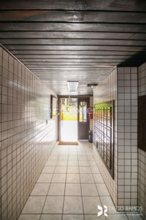 Image 39 - 275104