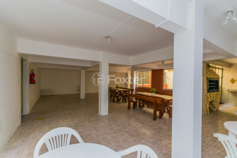 Image 32 - 699345