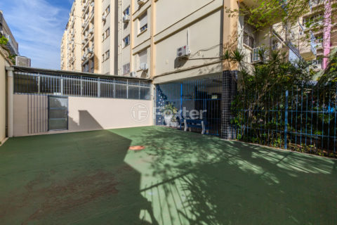Image 33 - 1015261