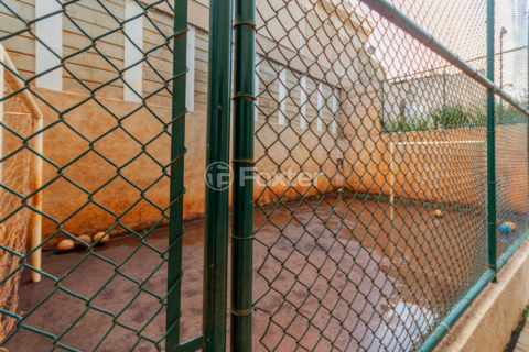 Image 32 - 959597