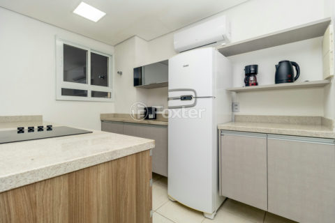 Image 38 - 1014228