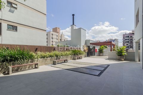 Image 37 - 968547