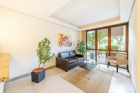 Image 51 - 1004685