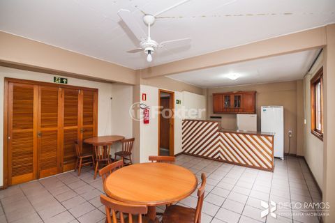 Image 15 - 998771