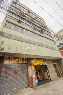 Image 9 - 821300