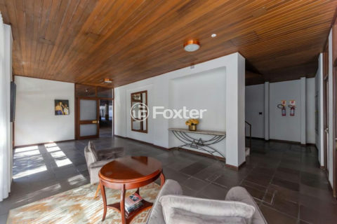 Image 32 - 1015168