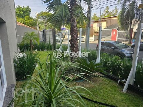 Image 11 - 917831