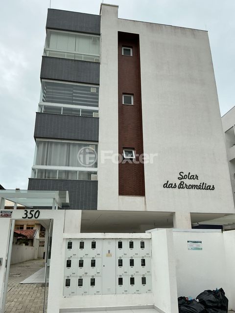 Image 12 - 928612