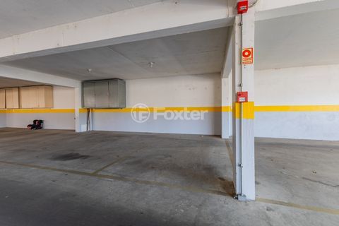 Image 37 - 1028132