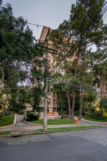 Image 71 - 988209