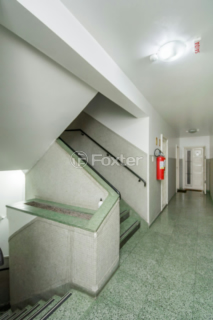 Image 34 - 1001747
