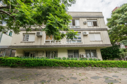 Image 35 - 1001747