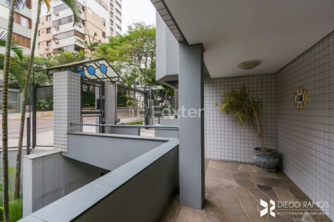 Image 31 - 270084