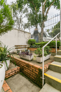 Image 34 - 884829