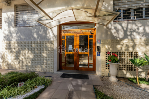 Image 3 - 572771