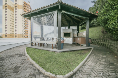 Image 32 - 1012203