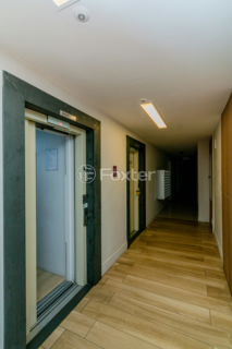 Image 38 - 250750