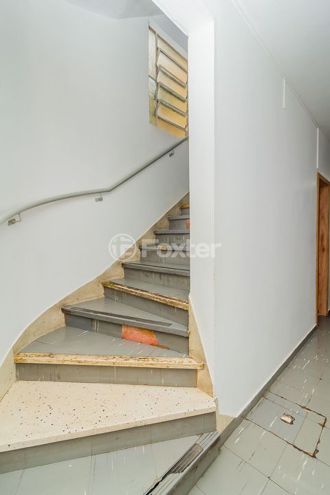 Image 3 - 142179
