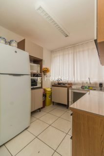 Image 27 - 293001