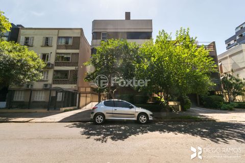 Image 11 - 955905