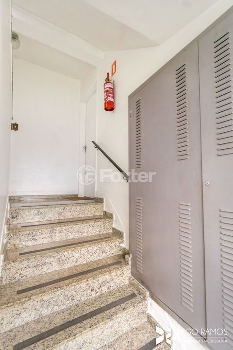 Image 17 - 227216
