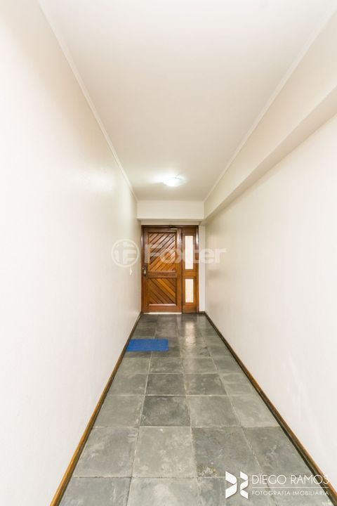 Image 20 - 1005776