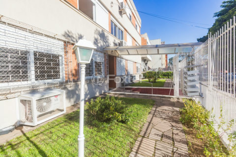 Image 37 - 987897