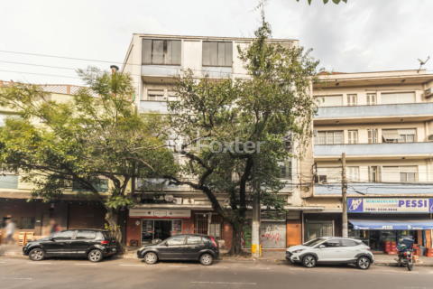 Image 21 - 996332