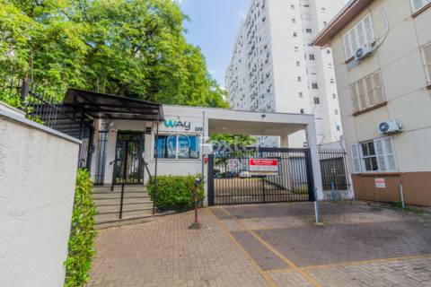 Image 68 - 1016930