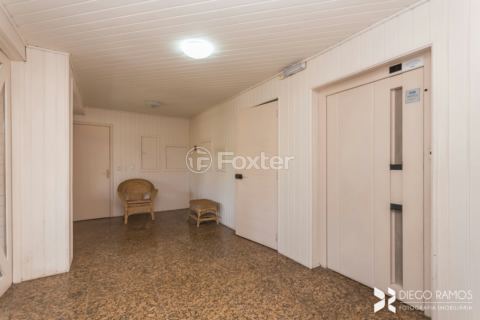 Image 34 - 208046