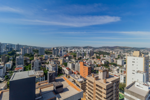 Image 9 - 1004298