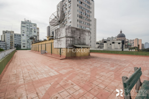 Image 38 - 208578