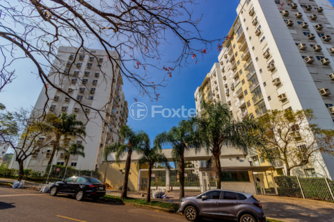 Image 30 - 213740