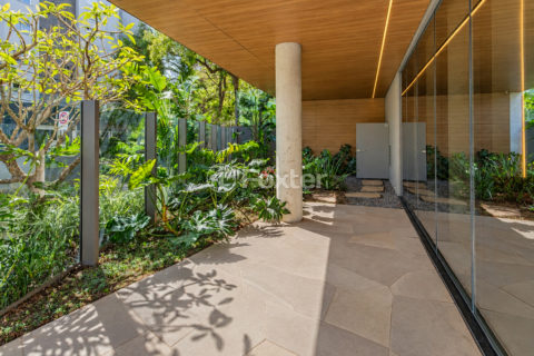 Image 45 - 997308