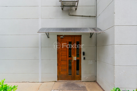 Image 34 - 1013915