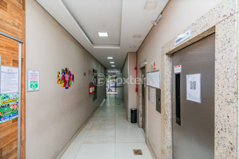 Image 18 - 280195
