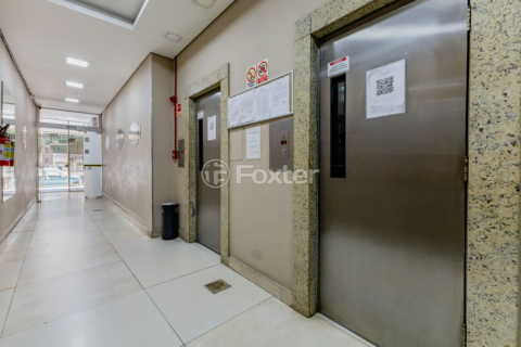 Image 7 - 819460