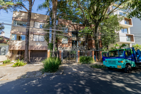 Image 31 - 554032