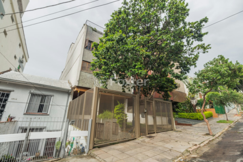 Image 42 - 979342