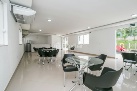 Image 33 - 1010616