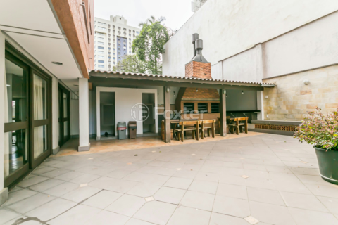Image 33 - 986396
