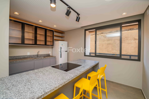 Image 92 - 948504