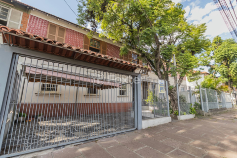 Image 35 - 217826
