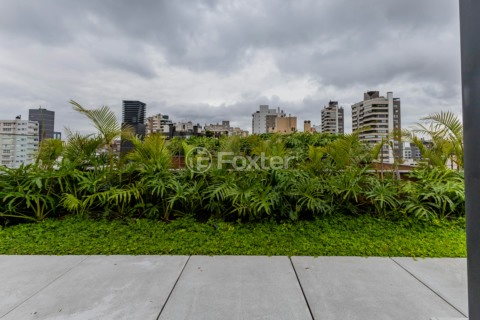 Image 42 - 218979