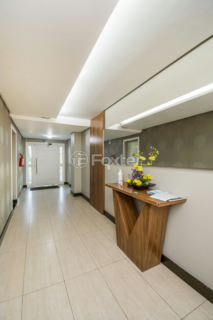 Image 39 - 237100