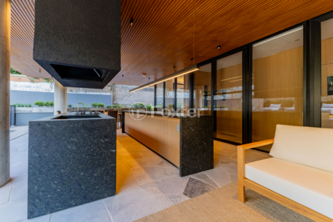 Image 34 - 220252