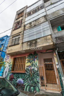 Image 22 - 1004348