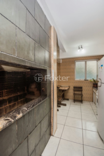 Image 29 - 284343