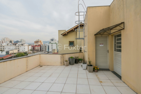 Image 37 - 1026755