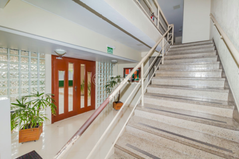 Image 32 - 234610
